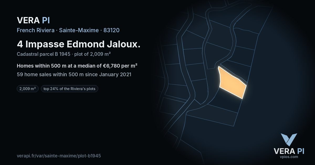 4 Impasse Edmond Jaloux, Sainte-Maxime at night – the plot lit, the parcels around coloured by the prices near them