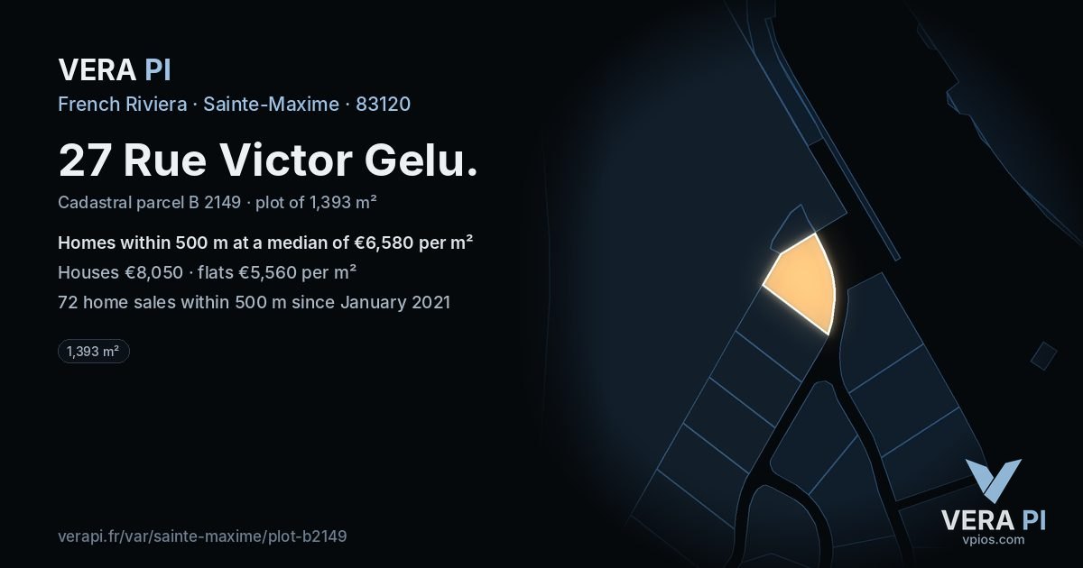 27 Rue Victor Gelu, Sainte-Maxime at night – the plot lit, the parcels around coloured by the prices near them