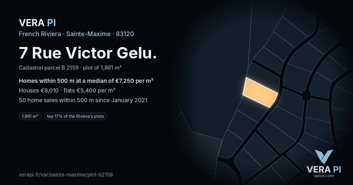7 Rue Victor Gelu, Sainte-Maxime at night – the plot lit, the parcels around coloured by the prices near them