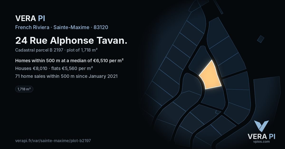 24 Rue Alphonse Tavan, Sainte-Maxime at night – the plot lit, the parcels around coloured by the prices near them