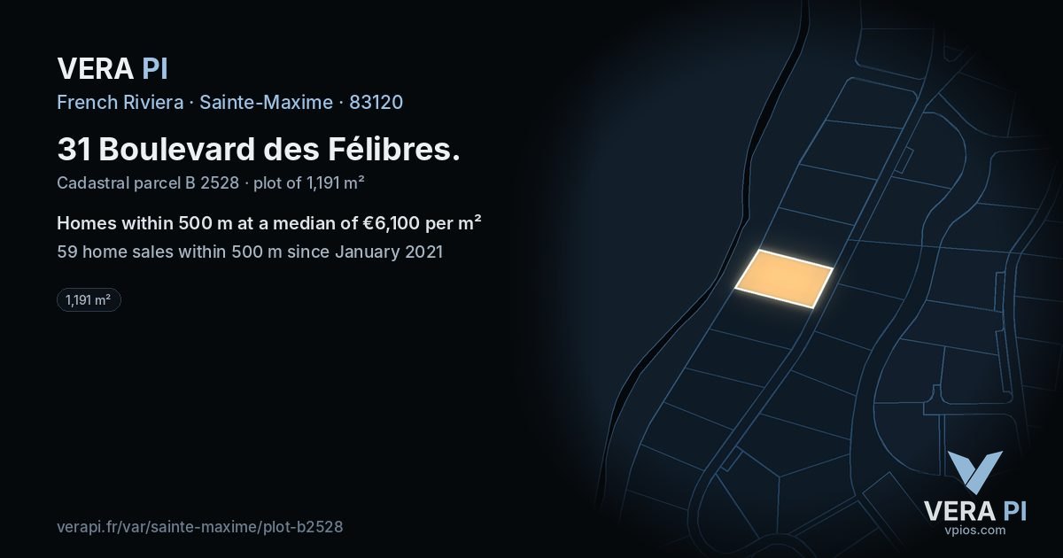 31 Boulevard des Félibres, Sainte-Maxime at night – the plot lit, the parcels around coloured by the prices near them