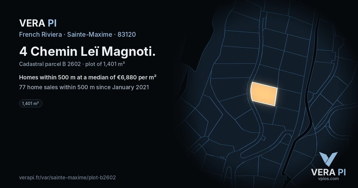 4 Chemin Leï Magnoti, Sainte-Maxime at night – the plot lit, the parcels around coloured by the prices near them