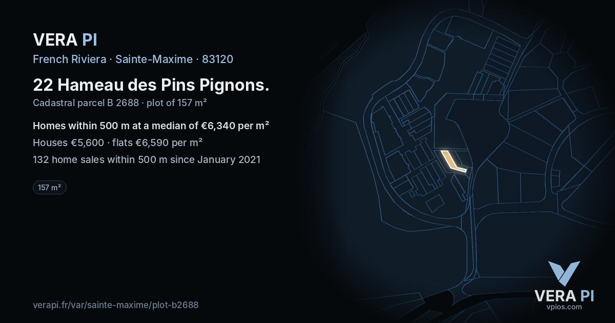 22 Hameau des Pins Pignons, Sainte-Maxime at night – the plot lit, the parcels around coloured by the prices near them