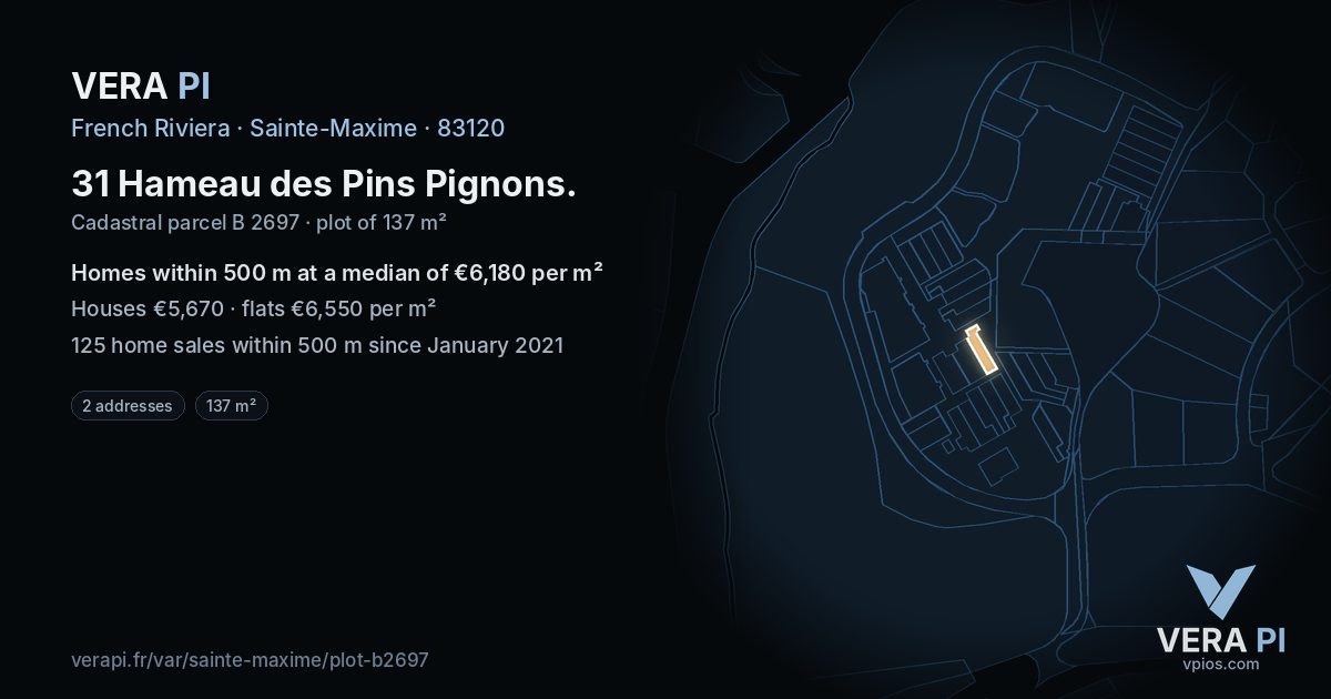 31 Hameau des Pins Pignons, Sainte-Maxime at night – the plot lit, the parcels around coloured by the prices near them