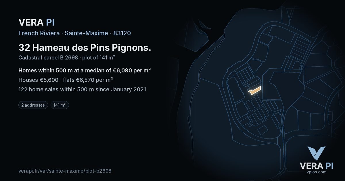 32 Hameau des Pins Pignons, Sainte-Maxime at night – the plot lit, the parcels around coloured by the prices near them