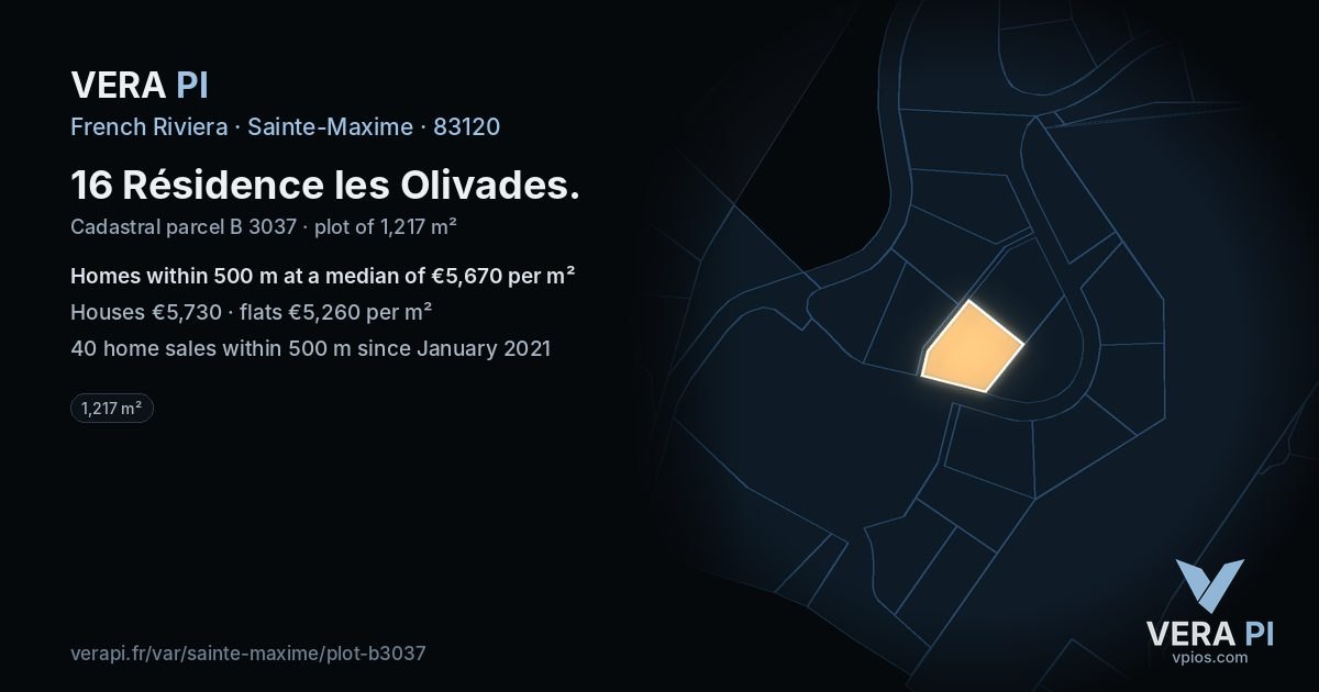 16 Résidence les Olivades, Sainte-Maxime at night – the plot lit, the parcels around coloured by the prices near them