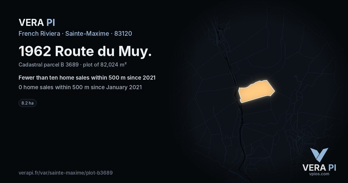 1962 Route du Muy, Sainte-Maxime at night – the plot lit, the parcels around coloured by the prices near them