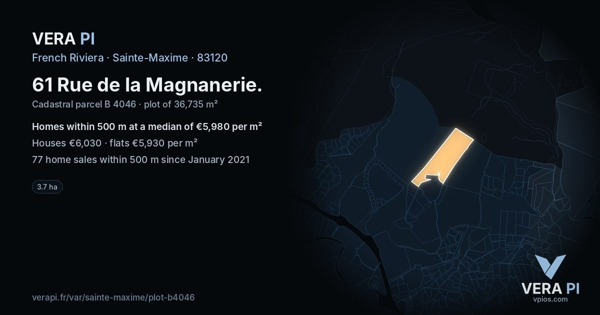 61 Rue de la Magnanerie, Sainte-Maxime at night – the plot lit, the parcels around coloured by the prices near them