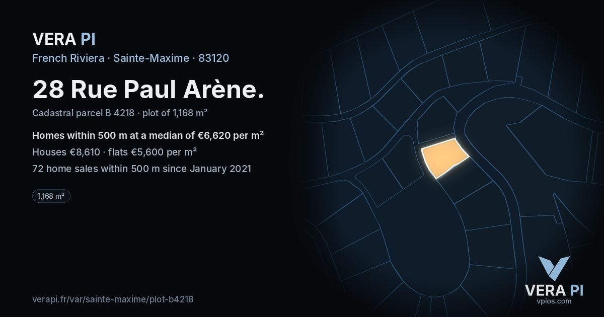 28 Rue Paul Arène, Sainte-Maxime at night – the plot lit, the parcels around coloured by the prices near them