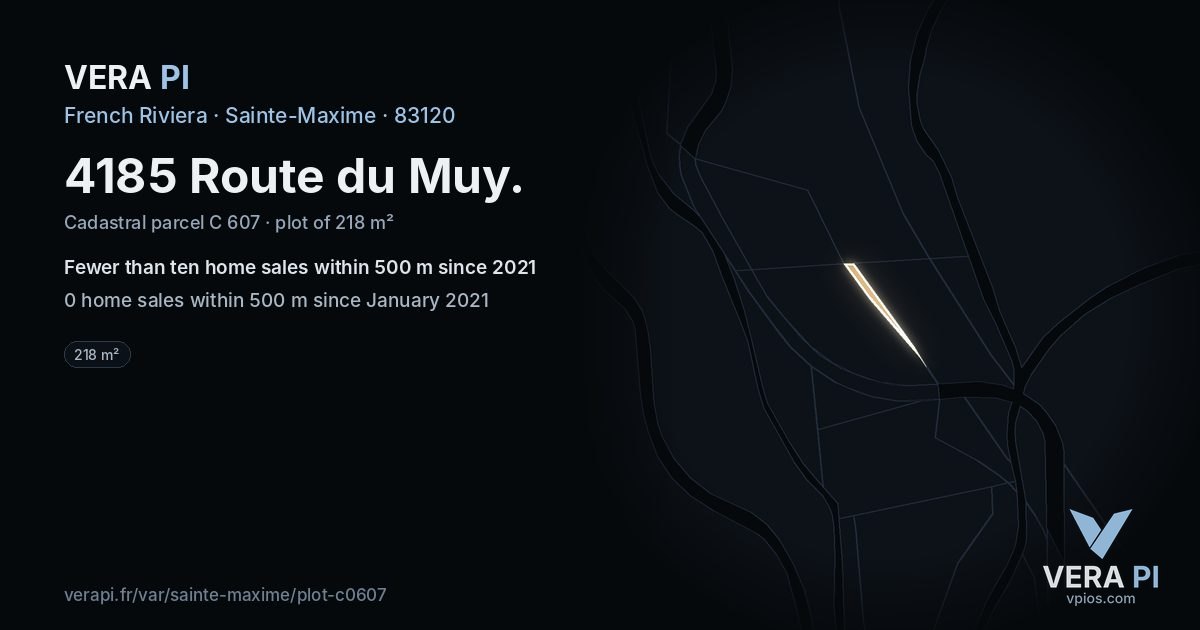 4185 Route du Muy, Sainte-Maxime at night – the plot lit, the parcels around coloured by the prices near them