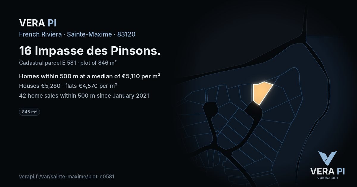 16 Impasse des Pinsons, Sainte-Maxime at night – the plot lit, the parcels around coloured by the prices near them