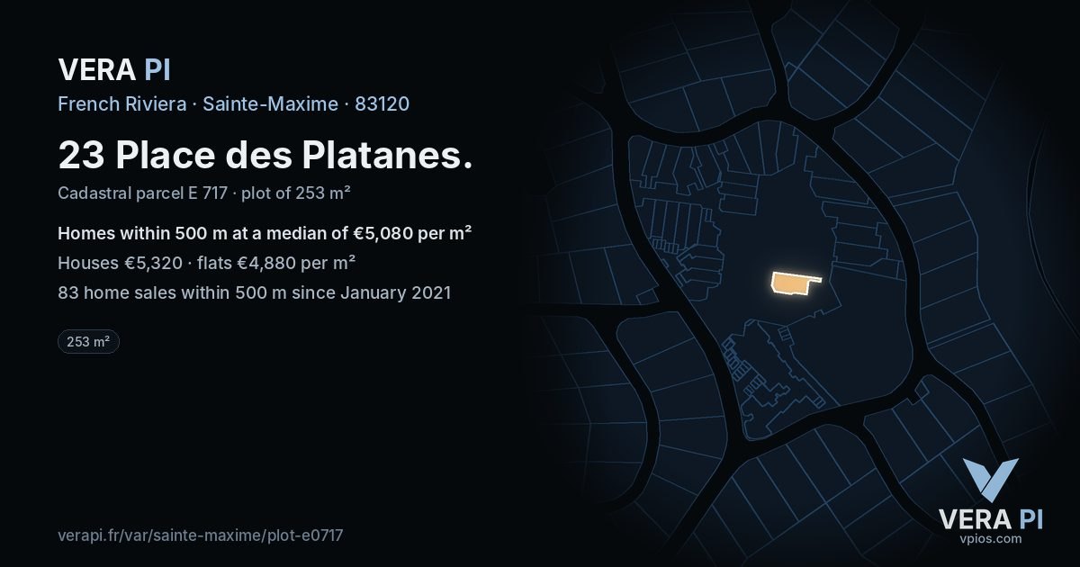23 Place des Platanes, Sainte-Maxime at night – the plot lit, the parcels around coloured by the prices near them