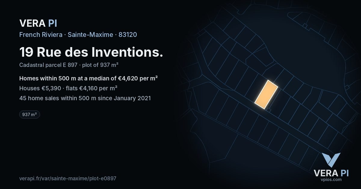 19 Rue des Inventions, Sainte-Maxime at night – the plot lit, the parcels around coloured by the prices near them