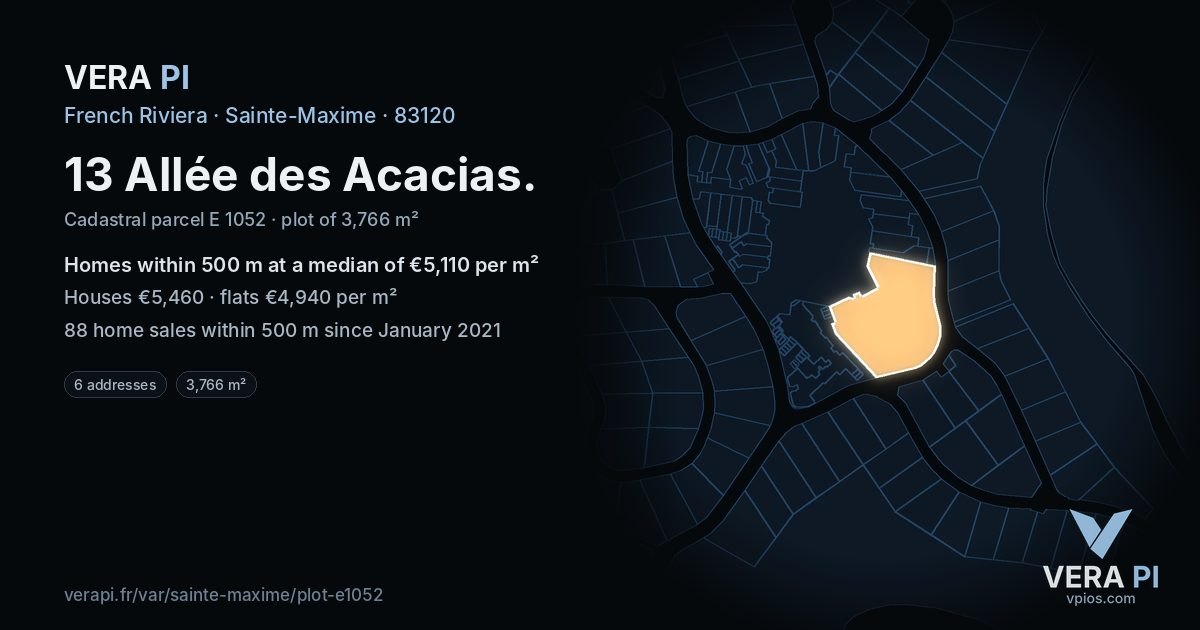 13 Allée des Acacias, Sainte-Maxime at night – the plot lit, the parcels around coloured by the prices near them