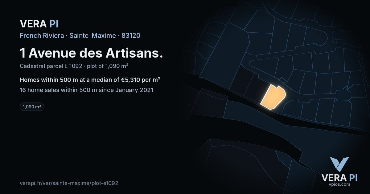 1 Avenue des Artisans, Sainte-Maxime at night – the plot lit, the parcels around coloured by the prices near them