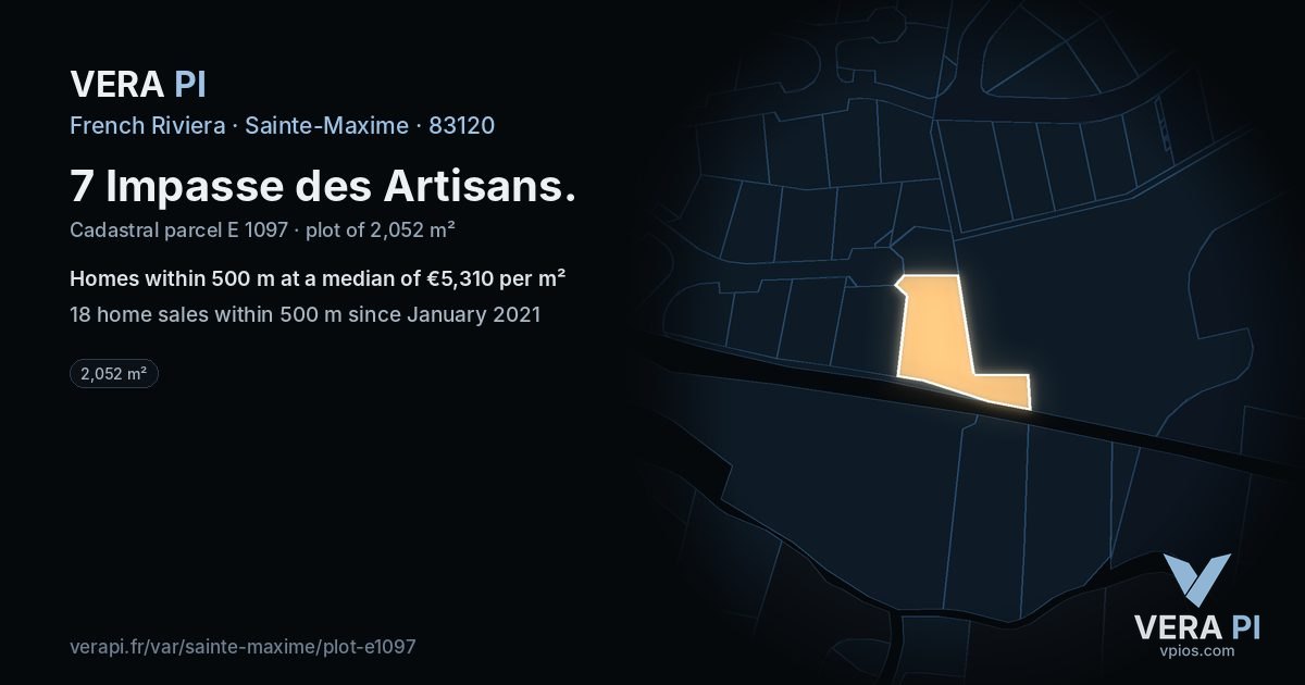 7 Impasse des Artisans, Sainte-Maxime at night – the plot lit, the parcels around coloured by the prices near them