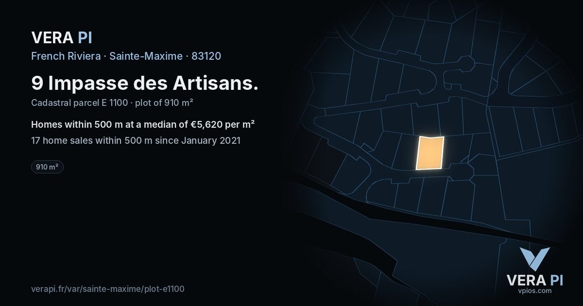 9 Impasse des Artisans, Sainte-Maxime at night – the plot lit, the parcels around coloured by the prices near them