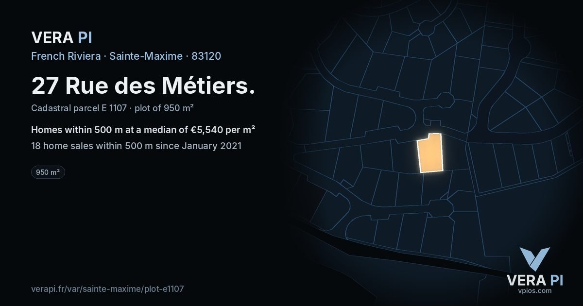 27 Rue des Métiers, Sainte-Maxime at night – the plot lit, the parcels around coloured by the prices near them