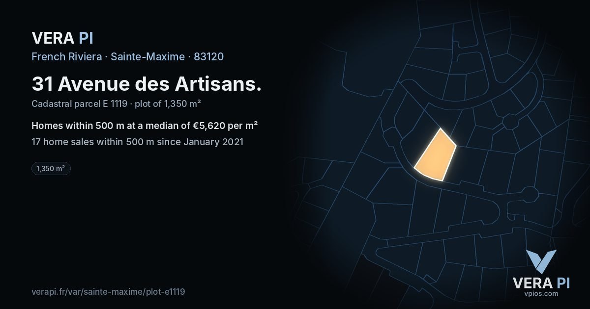 31 Avenue des Artisans, Sainte-Maxime at night – the plot lit, the parcels around coloured by the prices near them