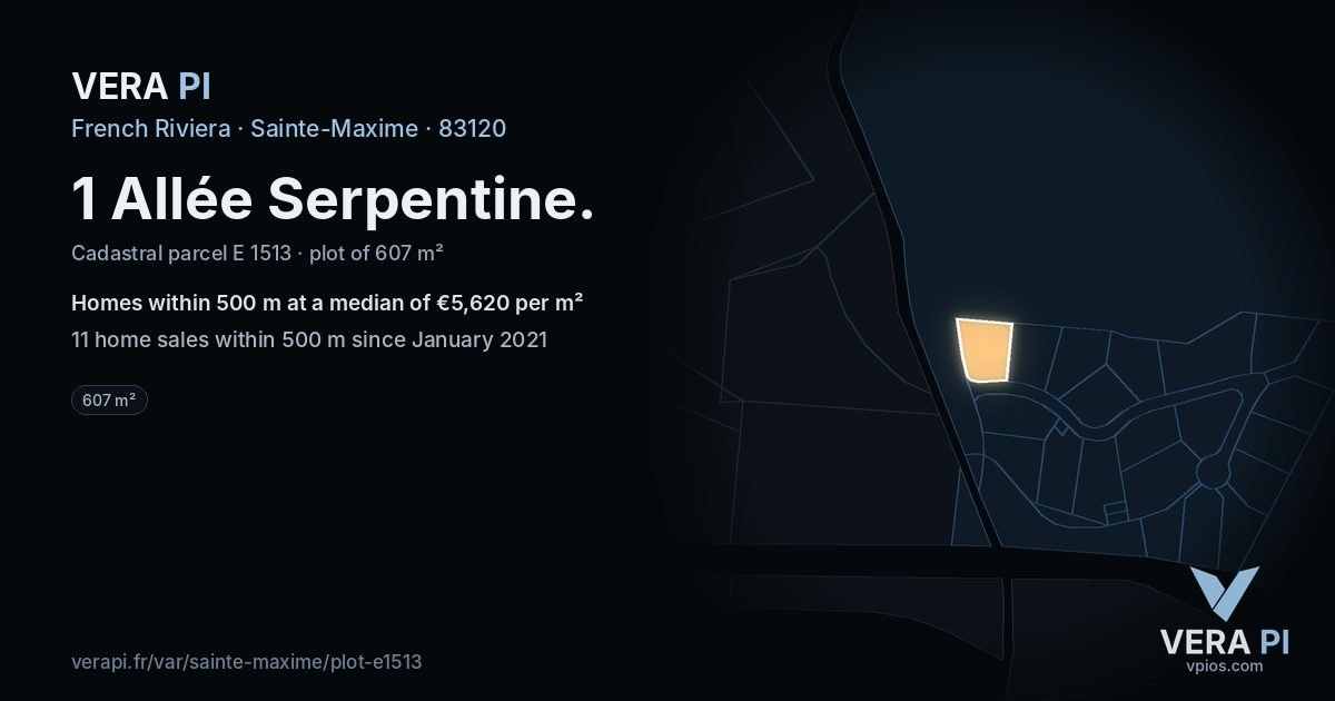 1 Allée Serpentine, Sainte-Maxime at night – the plot lit, the parcels around coloured by the prices near them