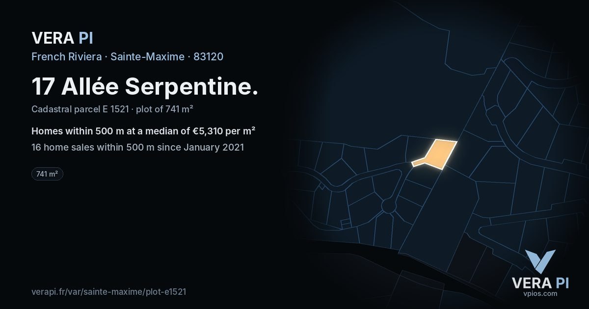 17 Allée Serpentine, Sainte-Maxime at night – the plot lit, the parcels around coloured by the prices near them