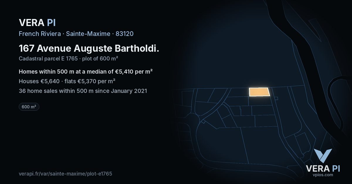 167 Avenue Auguste Bartholdi, Sainte-Maxime at night – the plot lit, the parcels around coloured by the prices near them