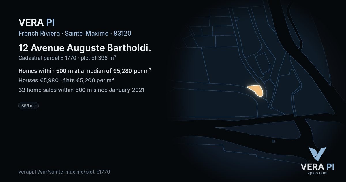 12 Avenue Auguste Bartholdi, Sainte-Maxime at night – the plot lit, the parcels around coloured by the prices near them