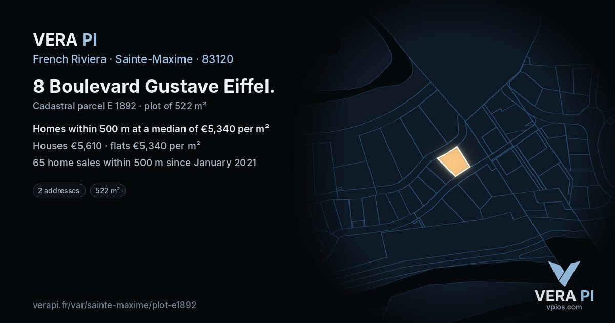 8 Boulevard Gustave Eiffel, Sainte-Maxime at night – the plot lit, the parcels around coloured by the prices near them