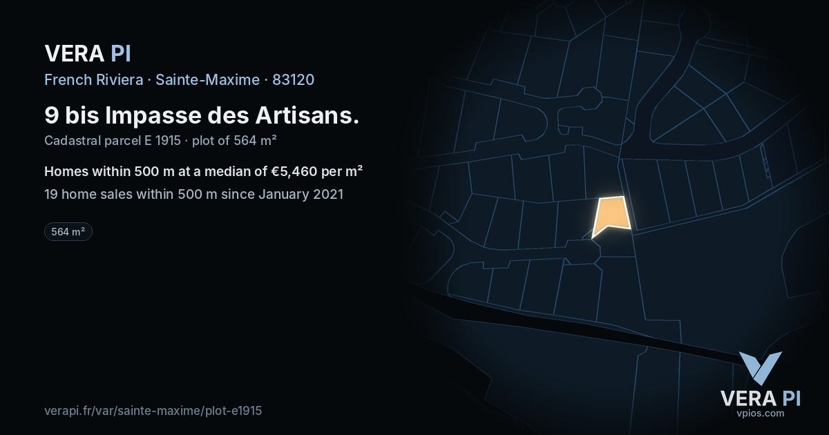 9 bis Impasse des Artisans, Sainte-Maxime at night – the plot lit, the parcels around coloured by the prices near them