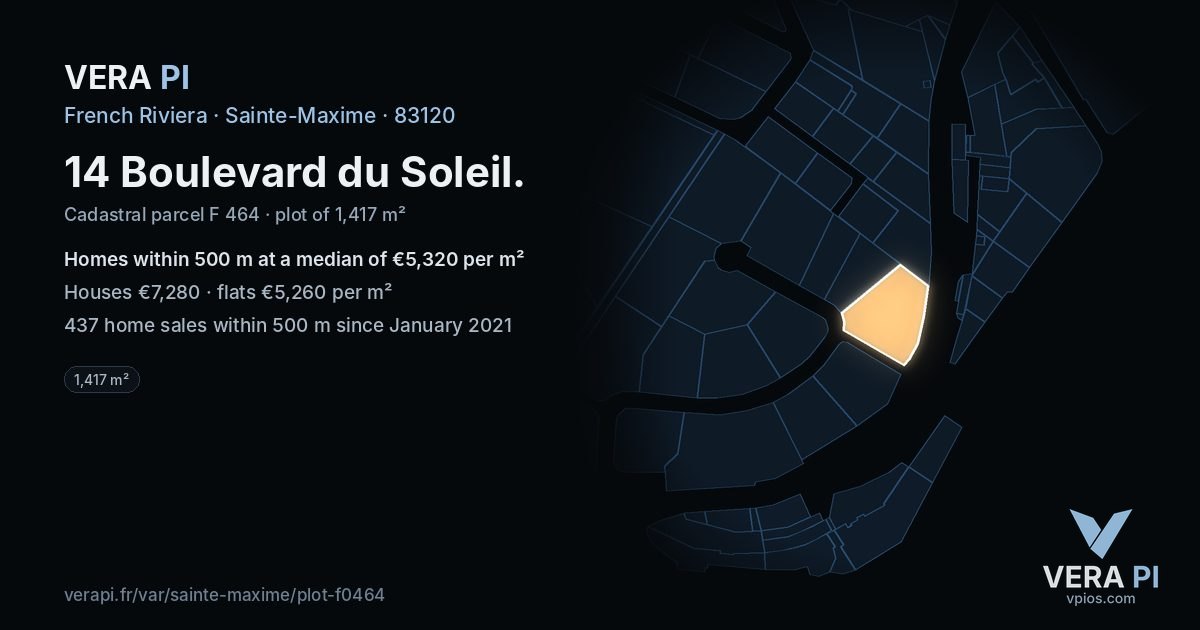 14 Boulevard du Soleil, Sainte-Maxime at night – the plot lit, the parcels around coloured by the prices near them