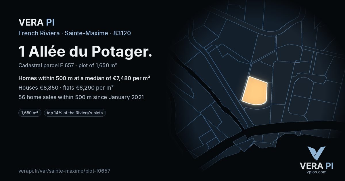 1 Allée du Potager, Sainte-Maxime at night – the plot lit, the parcels around coloured by the prices near them
