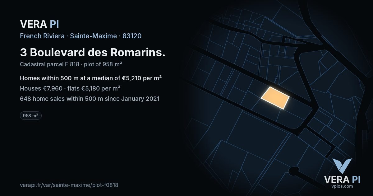3 Boulevard des Romarins, Sainte-Maxime at night – the plot lit, the parcels around coloured by the prices near them