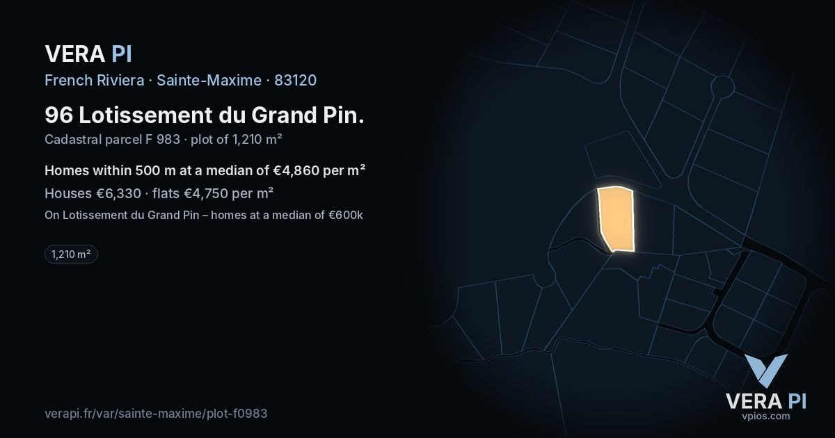 96 Lotissement du Grand Pin, Sainte-Maxime at night – the plot lit, the parcels around coloured by the prices near them