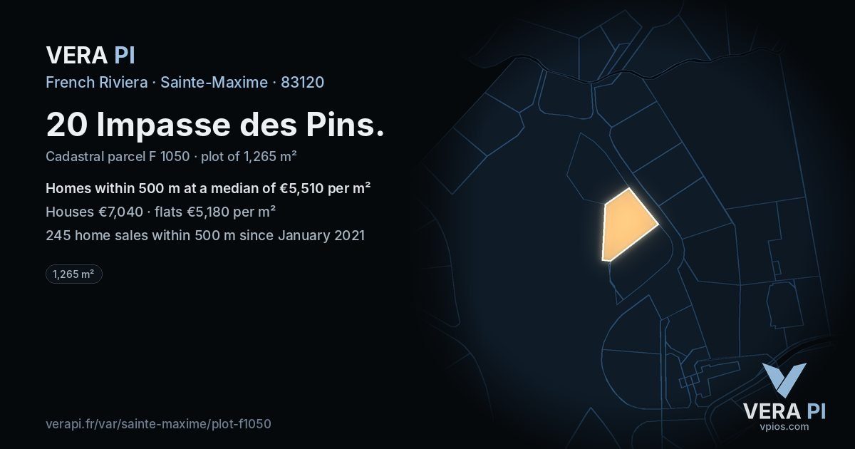 20 Impasse des Pins, Sainte-Maxime at night – the plot lit, the parcels around coloured by the prices near them