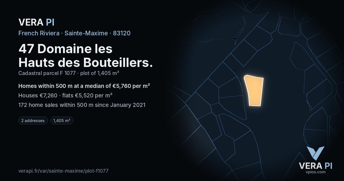 47 Domaine les Hauts des Bouteillers, Sainte-Maxime at night – the plot lit, the parcels around coloured by the prices near them