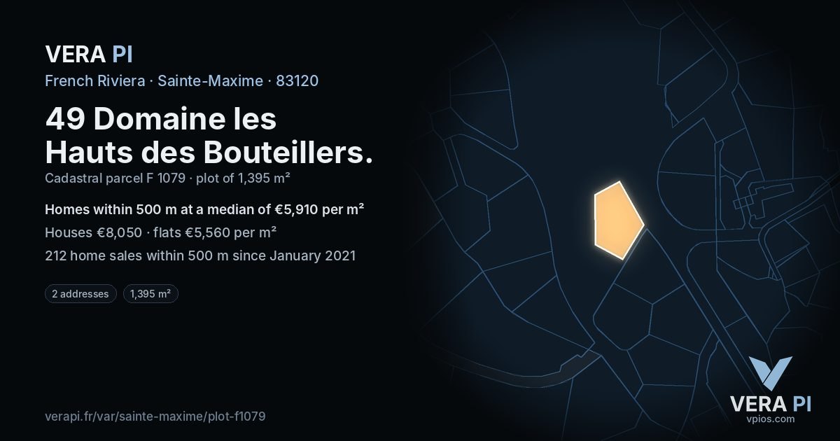 49 Domaine les Hauts des Bouteillers, Sainte-Maxime at night – the plot lit, the parcels around coloured by the prices near them