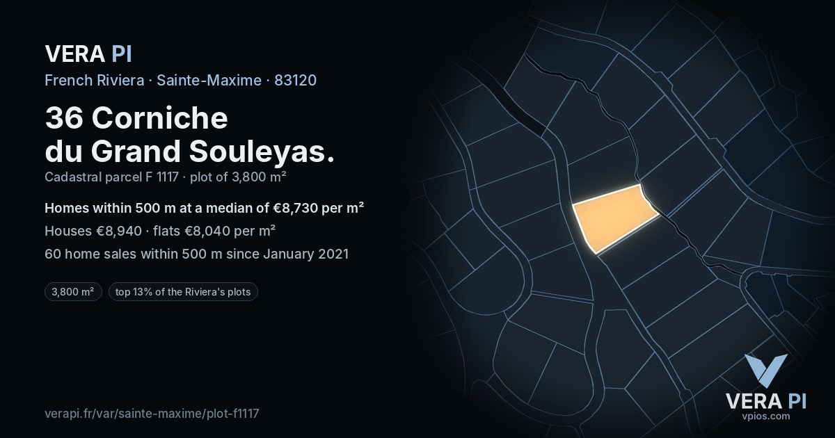 36 Corniche du Grand Souleyas, Sainte-Maxime at night – the plot lit, the parcels around coloured by the prices near them