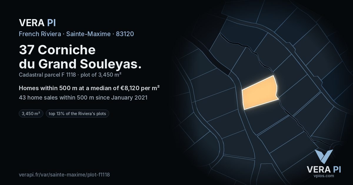 37 Corniche du Grand Souleyas, Sainte-Maxime at night – the plot lit, the parcels around coloured by the prices near them