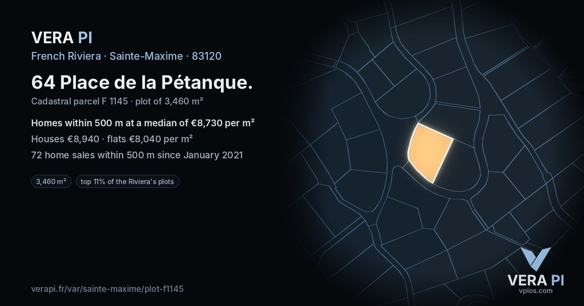 64 Place de la Pétanque, Sainte-Maxime at night – the plot lit, the parcels around coloured by the prices near them