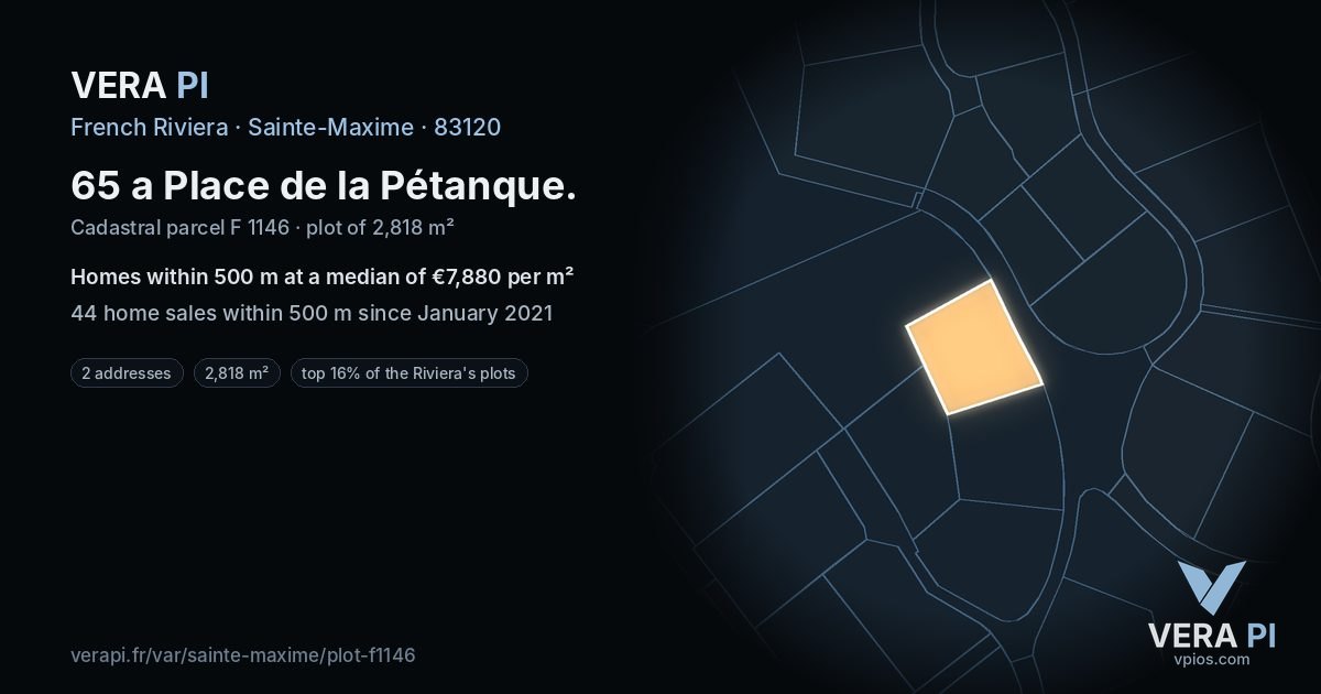 65 a Place de la Pétanque, Sainte-Maxime at night – the plot lit, the parcels around coloured by the prices near them
