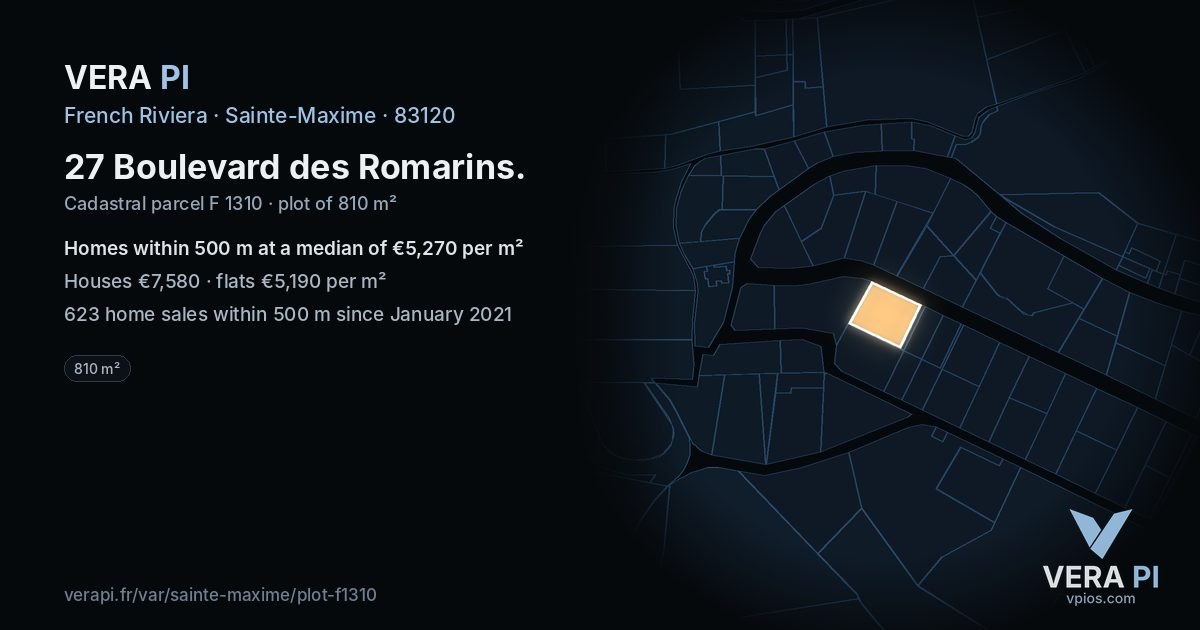 27 Boulevard des Romarins, Sainte-Maxime at night – the plot lit, the parcels around coloured by the prices near them