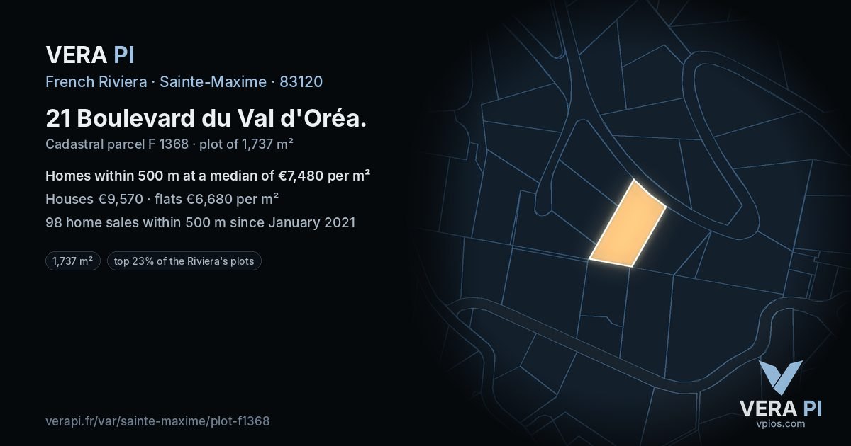 21 Boulevard du Val d'Oréa, Sainte-Maxime at night – the plot lit, the parcels around coloured by the prices near them