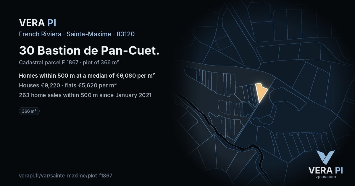 30 Bastion de Pan-Cuet, Sainte-Maxime at night – the plot lit, the parcels around coloured by the prices near them