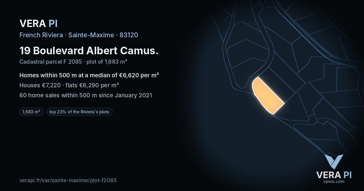 19 Boulevard Albert Camus, Sainte-Maxime at night – the plot lit, the parcels around coloured by the prices near them