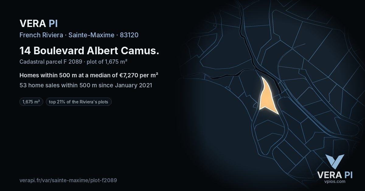 14 Boulevard Albert Camus, Sainte-Maxime at night – the plot lit, the parcels around coloured by the prices near them