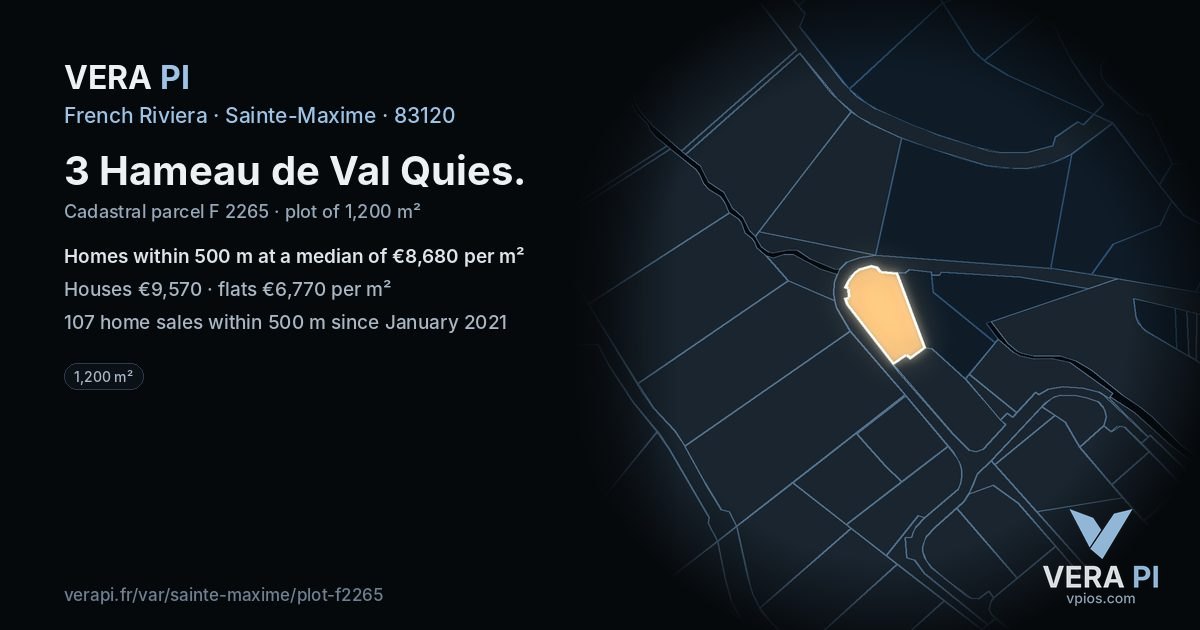 3 Hameau de Val Quies, Sainte-Maxime at night – the plot lit, the parcels around coloured by the prices near them