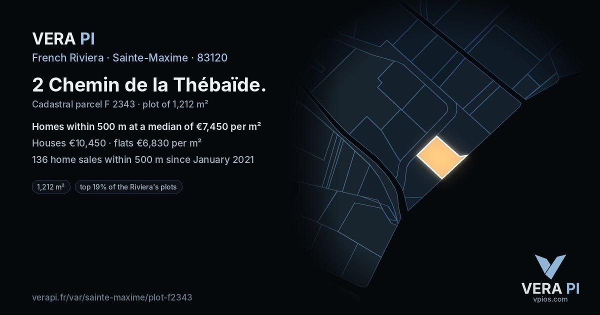 2 Chemin de la Thébaïde, Sainte-Maxime at night – the plot lit, the parcels around coloured by the prices near them
