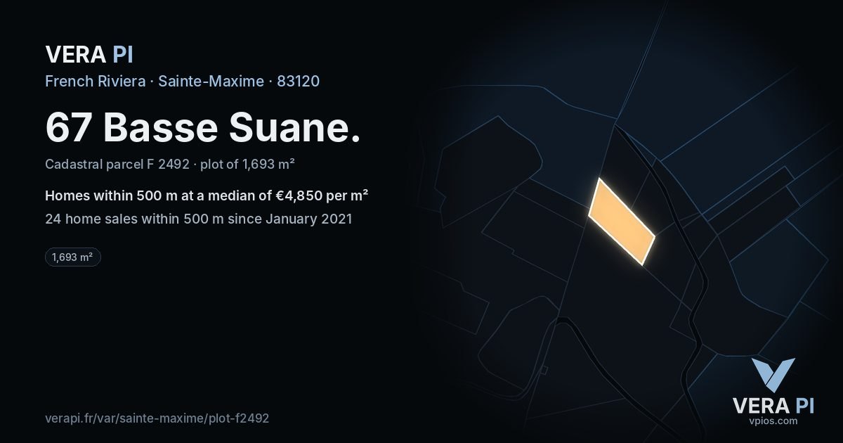 67 Basse Suane, Sainte-Maxime at night – the plot lit, the parcels around coloured by the prices near them