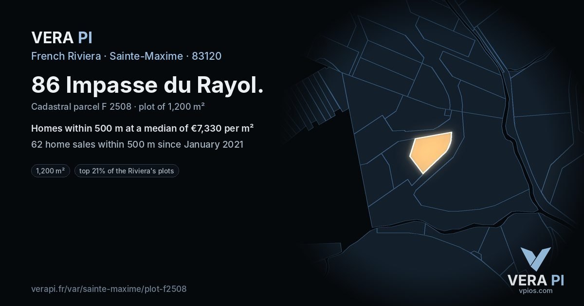86 Impasse du Rayol, Sainte-Maxime at night – the plot lit, the parcels around coloured by the prices near them