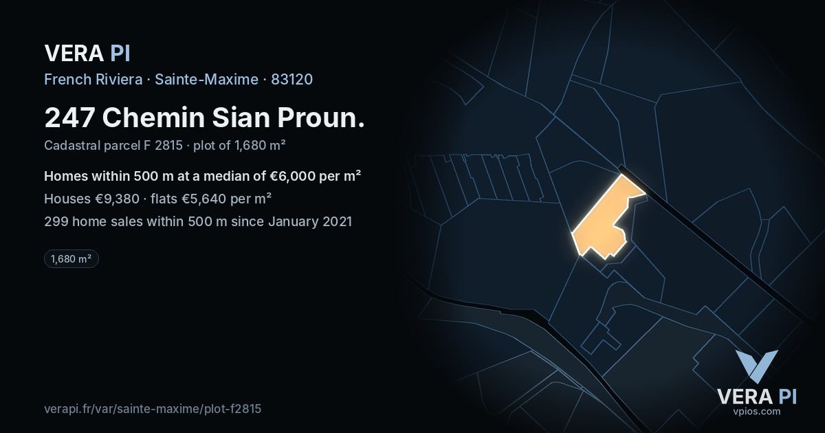 247 Chemin Sian Proun, Sainte-Maxime at night – the plot lit, the parcels around coloured by the prices near them